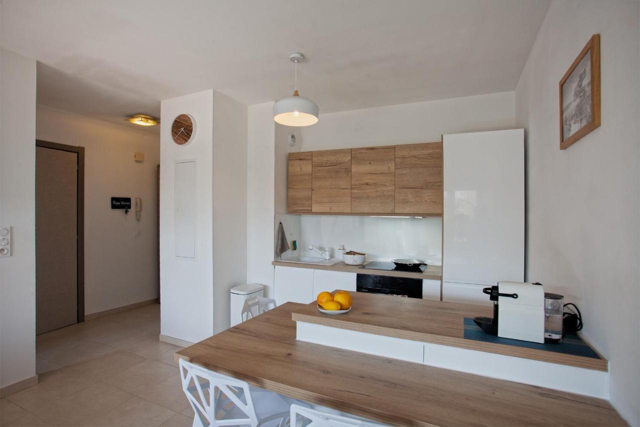 Playa Marina Apartment Бастия Екстериор снимка